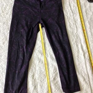 Lululemon purple and black damask print cropped leggings